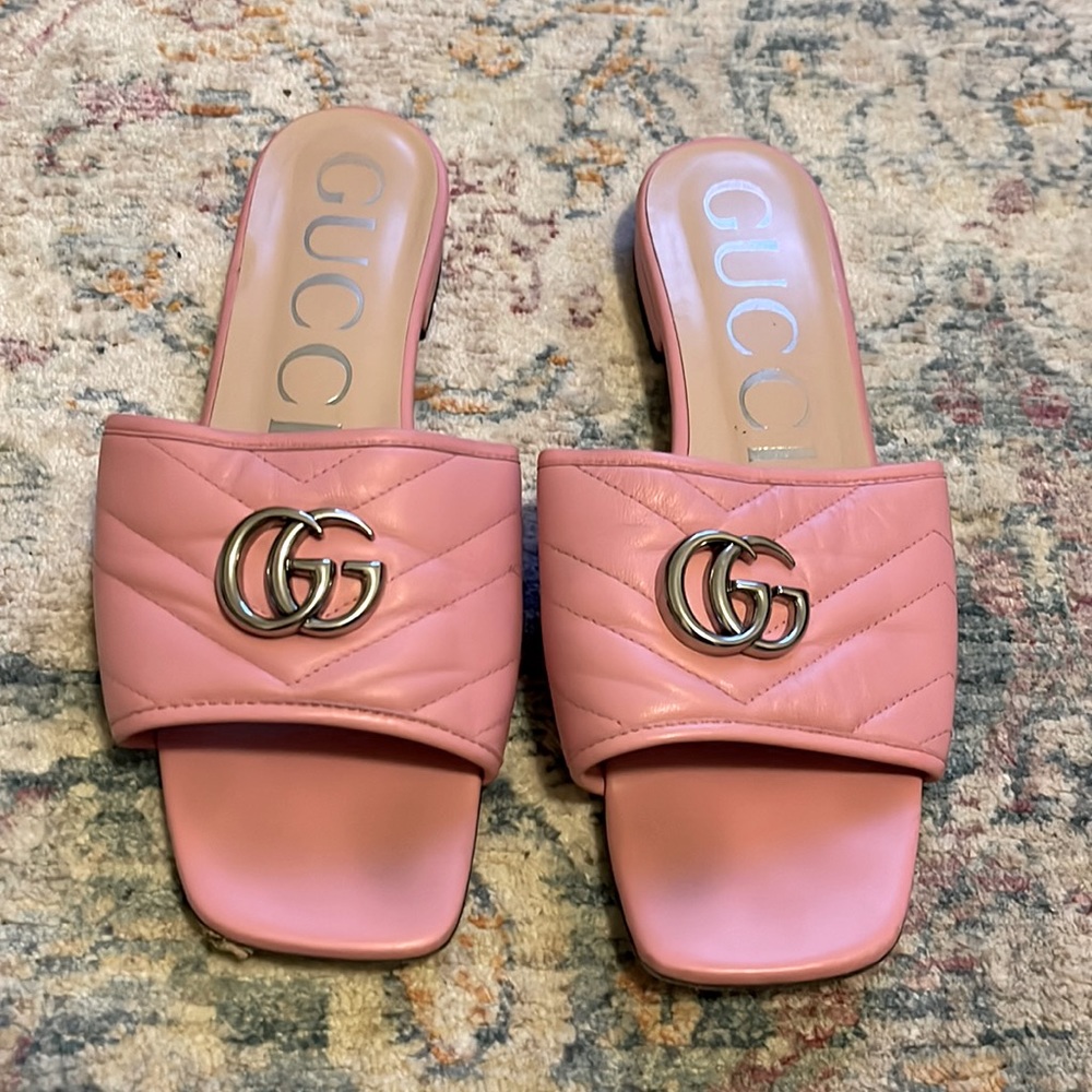Gucci marmot double g slides